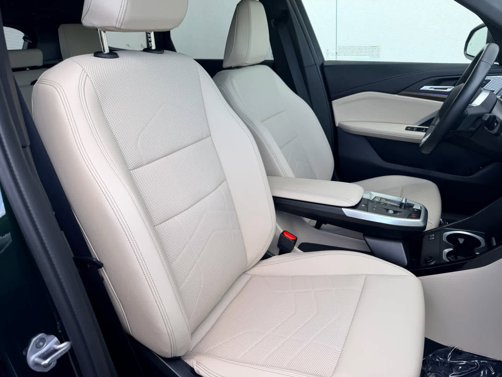 Used 2025 BMW X1 xDrive28i w/ Premium Package image 22
