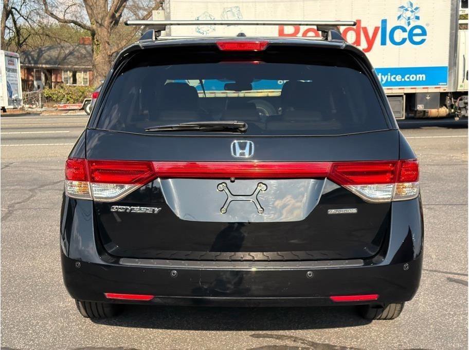 Used 2016 Honda Odyssey Touring image 5