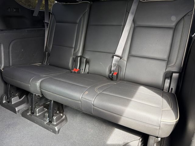 Used 2021 Chevrolet Suburban Premier RWD image 19
