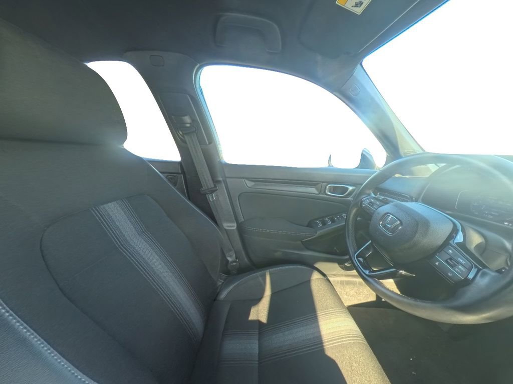 Used 2023 Honda Civic Sport image 25