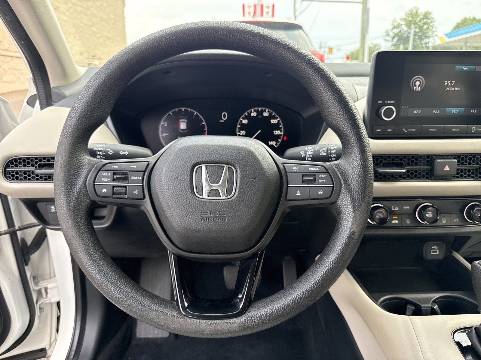 Used 2024 Honda HR-V LX image 13
