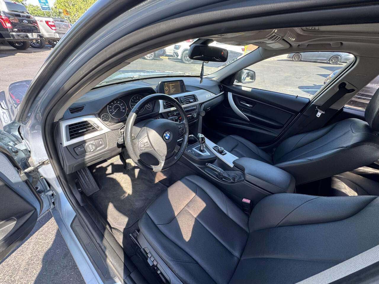 Used 2013 BMW 328i xDrive Sedan AWD/4WD image 8