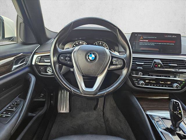 Used 2018 BMW 530i w/ Premium Package image 11