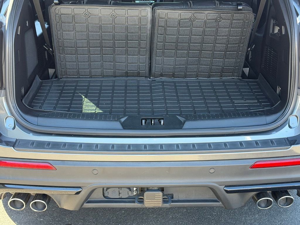 Used 2020 Ford Explorer ST w/ ST Street Pack image 27