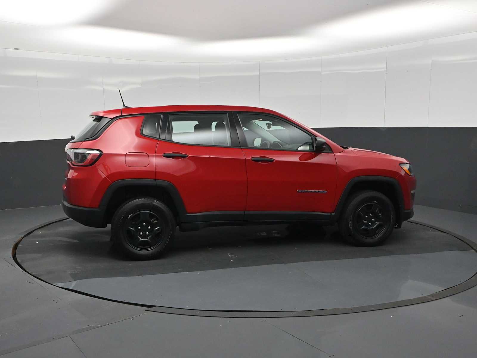 Used 2021 Jeep Compass Sport AWD/4WD image 9
