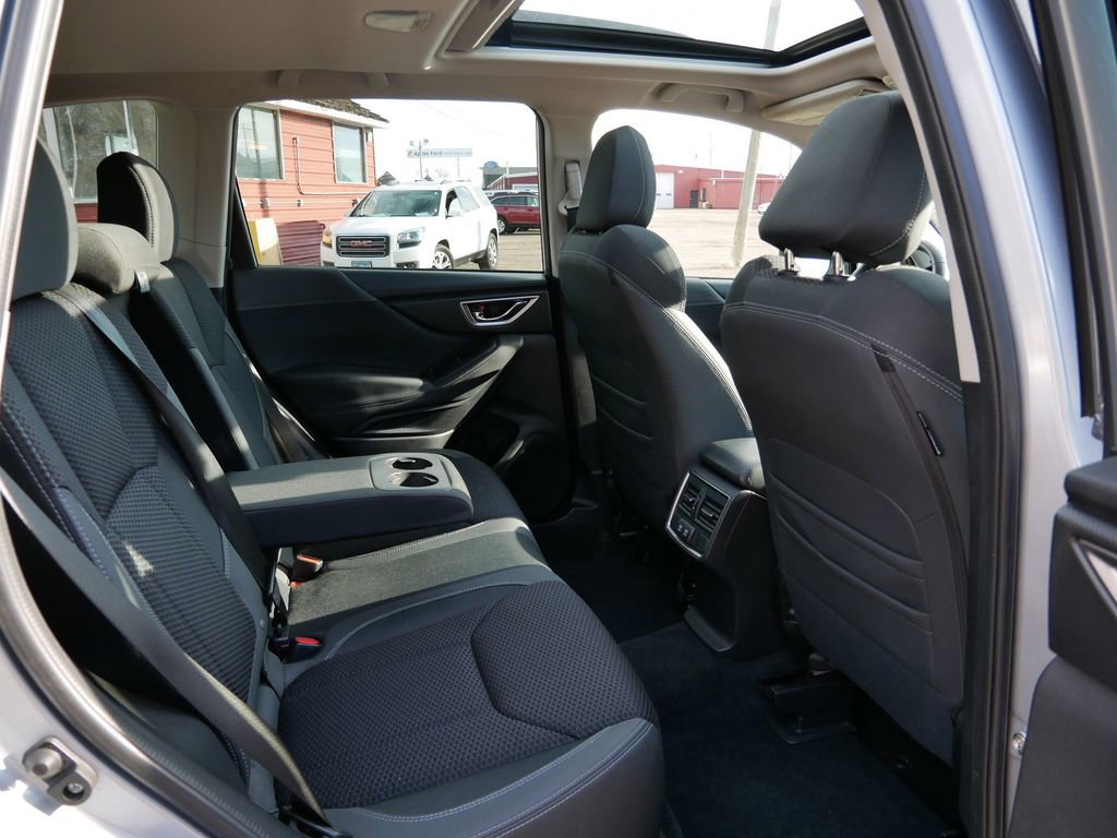 Used 2021 Subaru Forester Premium AWD/4WD image 9