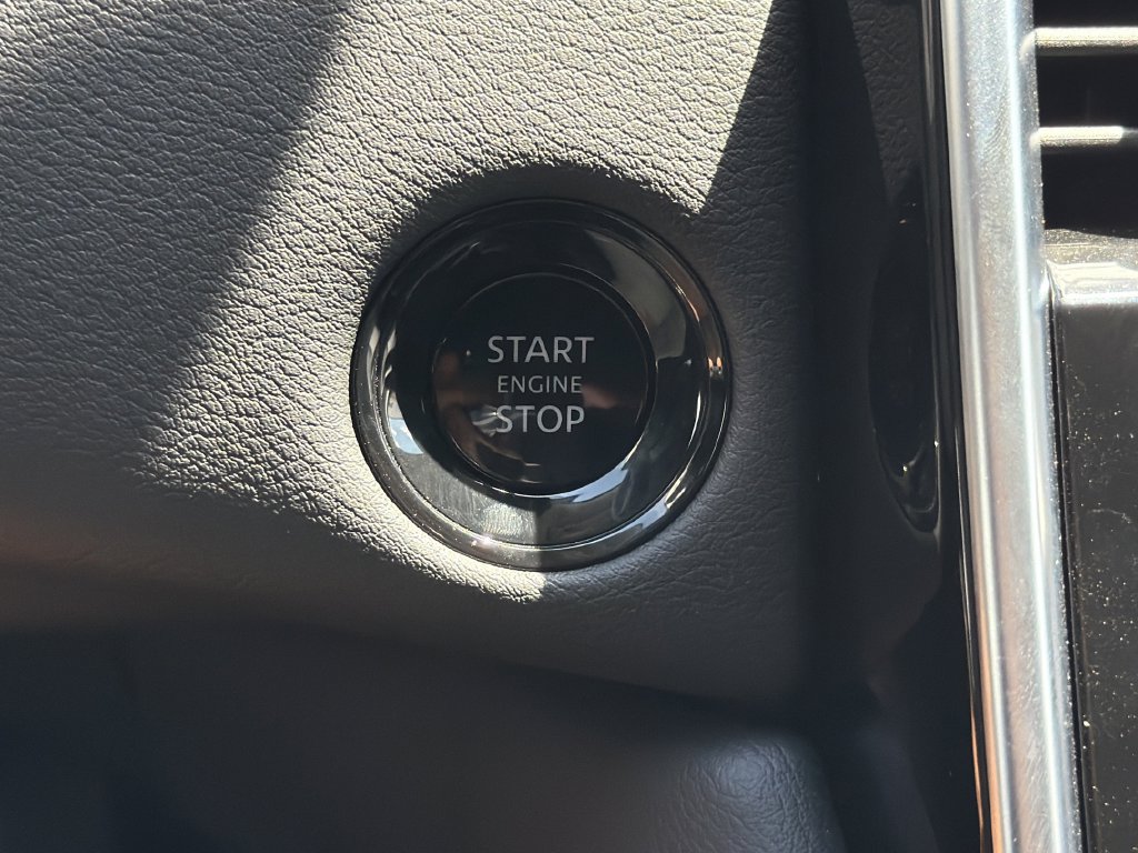 Used 2026 Nissan Armada SV RWD image 28
