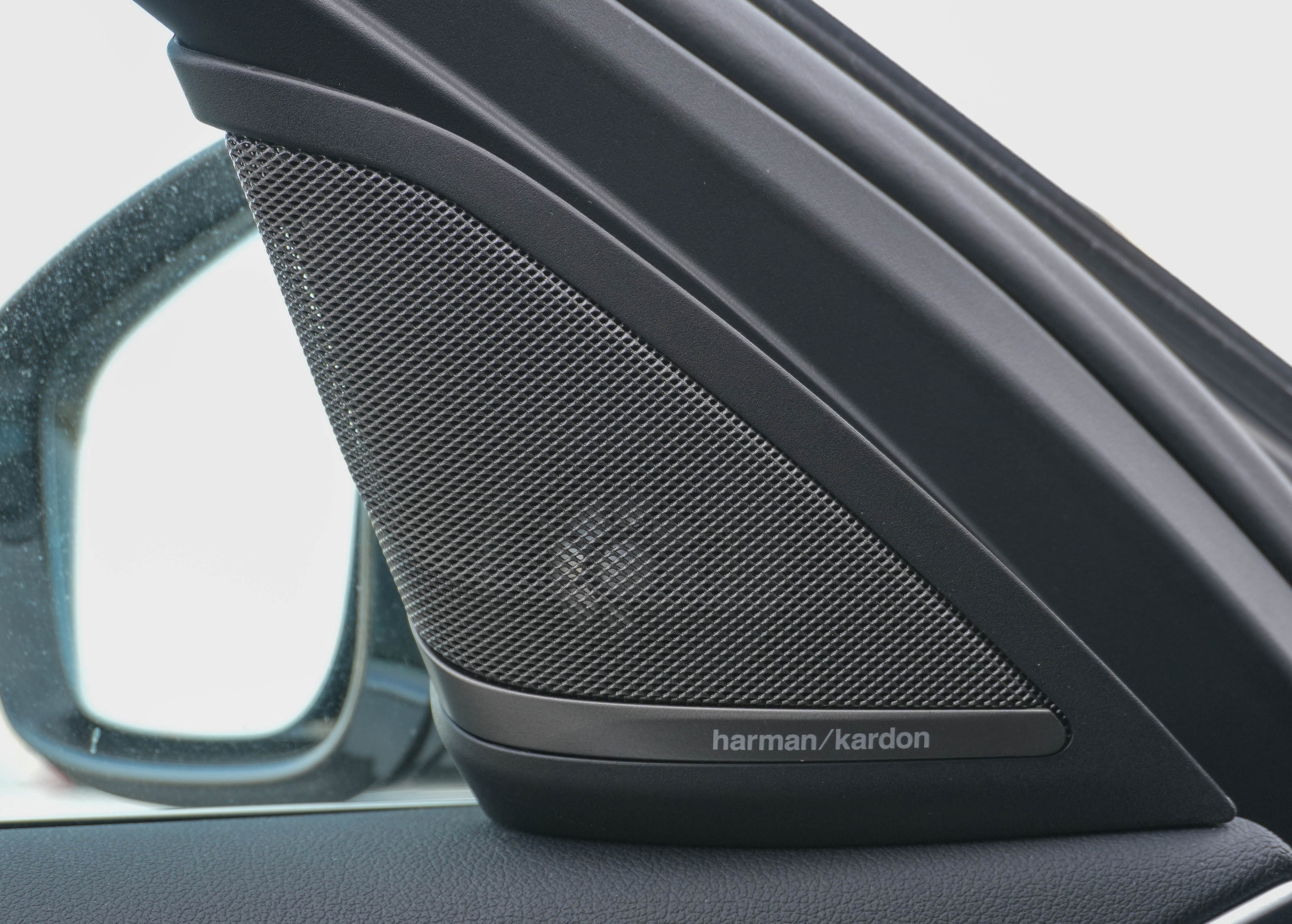 Certified 2023 BMW 530i xDrive w/ Premium Package image 27