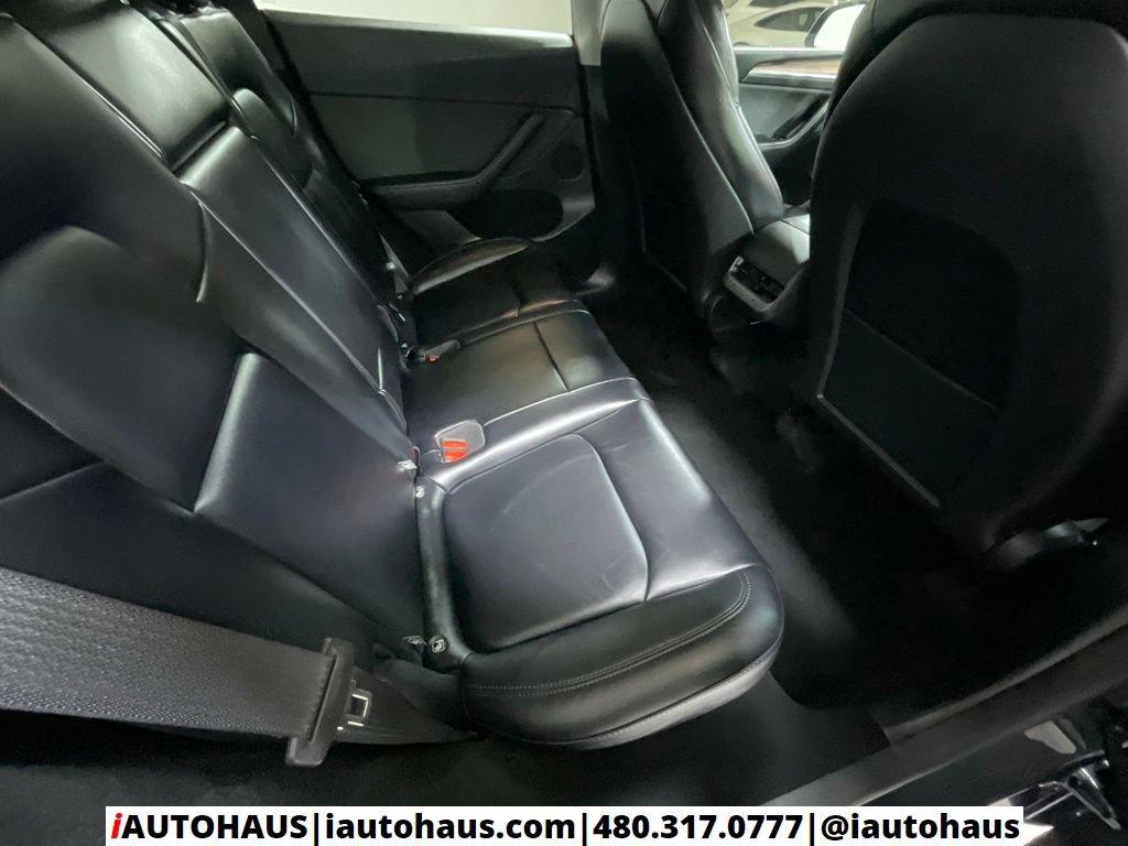 Used 2025 Tesla Model Y Long Range RWD image 22
