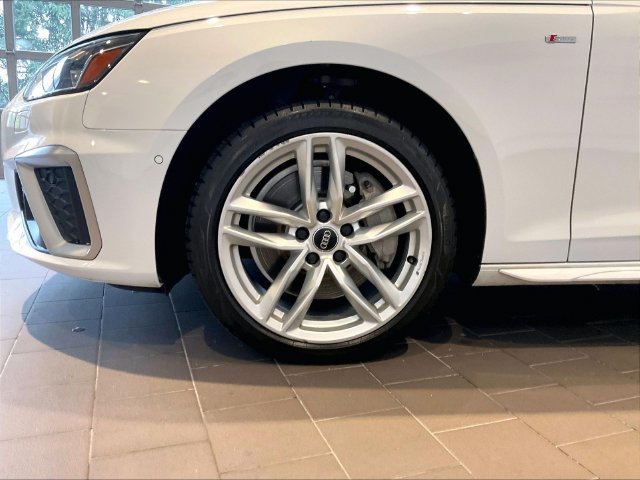 Used 2020 Audi A4 2.0T Prestige w/ Prestige Package AWD/4WD image 9