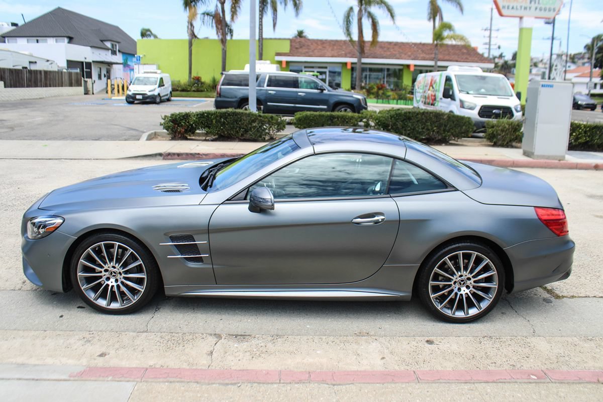 Used 2017 Mercedes-Benz SL 550 image 4