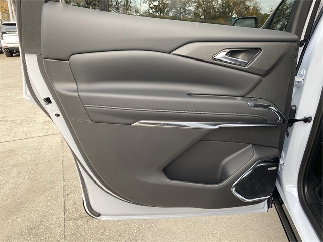 New 2026 Chevrolet Traverse High Country w/ LPO, Floor Liner Package image 31