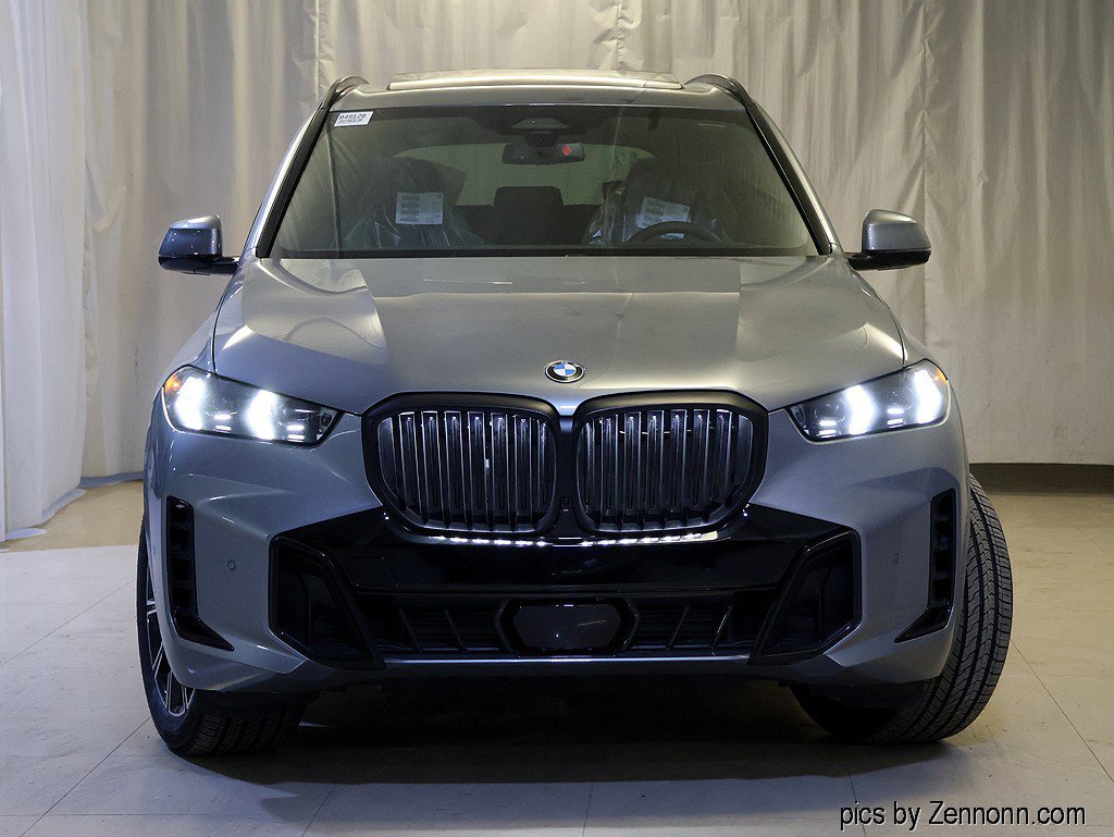 Used 2026 BMW X5 xDrive40i w/ M Sport Package AWD/4WD image 2