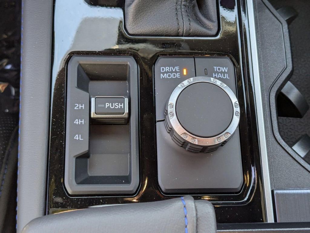 New 2025 Toyota Tundra Platinum image 27