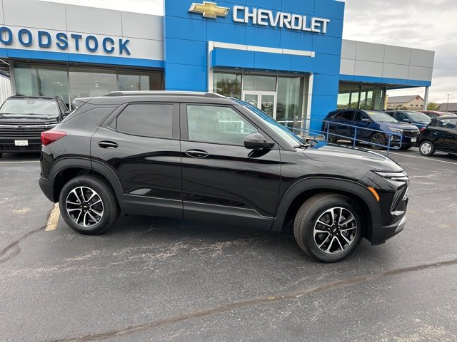 New 2026 Chevrolet TrailBlazer LT w/ Convenience Package image 2