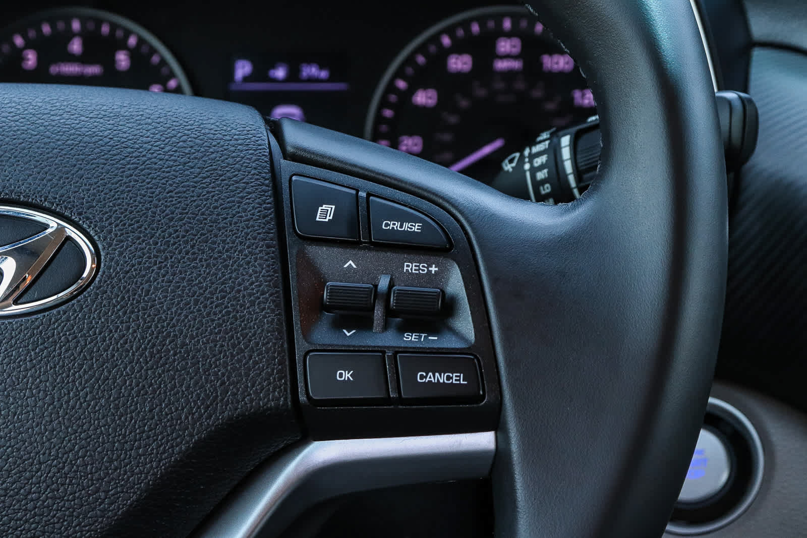 Used 2020 Hyundai Tucson Sport FWD image 23