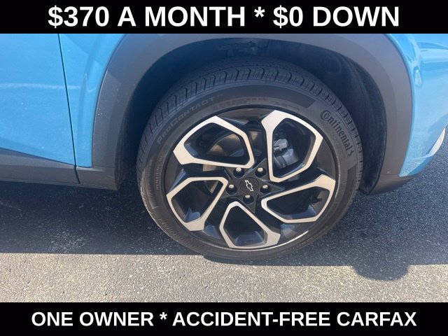 Used 2025 Chevrolet Trax RS w/ Driver Confidence Package FWD image 42