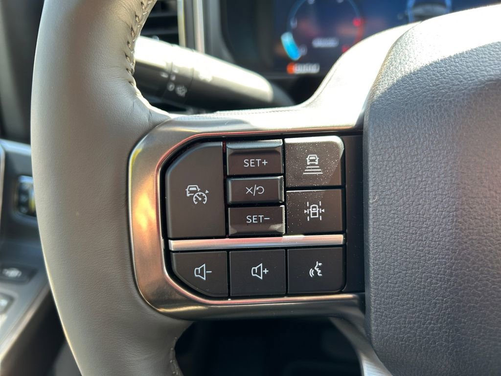 Used 2026 Ford F450 Platinum AWD/4WD image 11