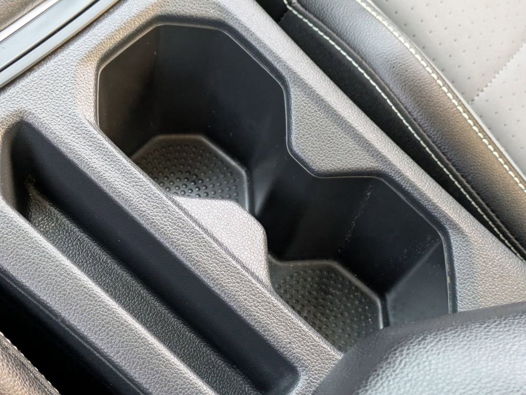 Used 2025 Volkswagen Jetta SE image 19