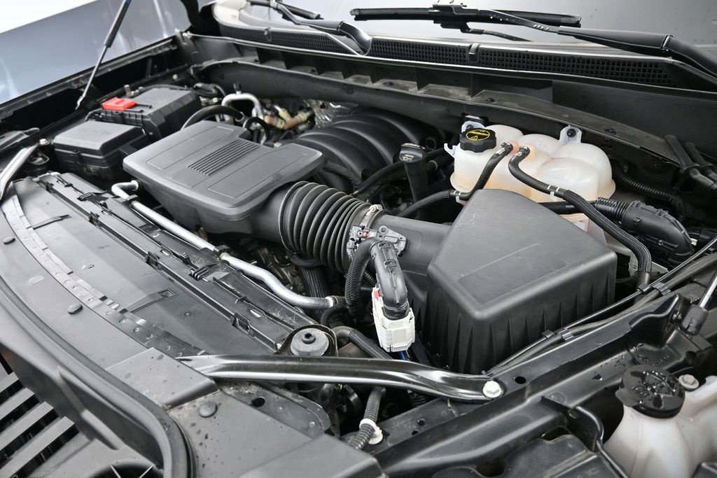 Used 2025 GMC Yukon XL Elevation AWD/4WD image 14
