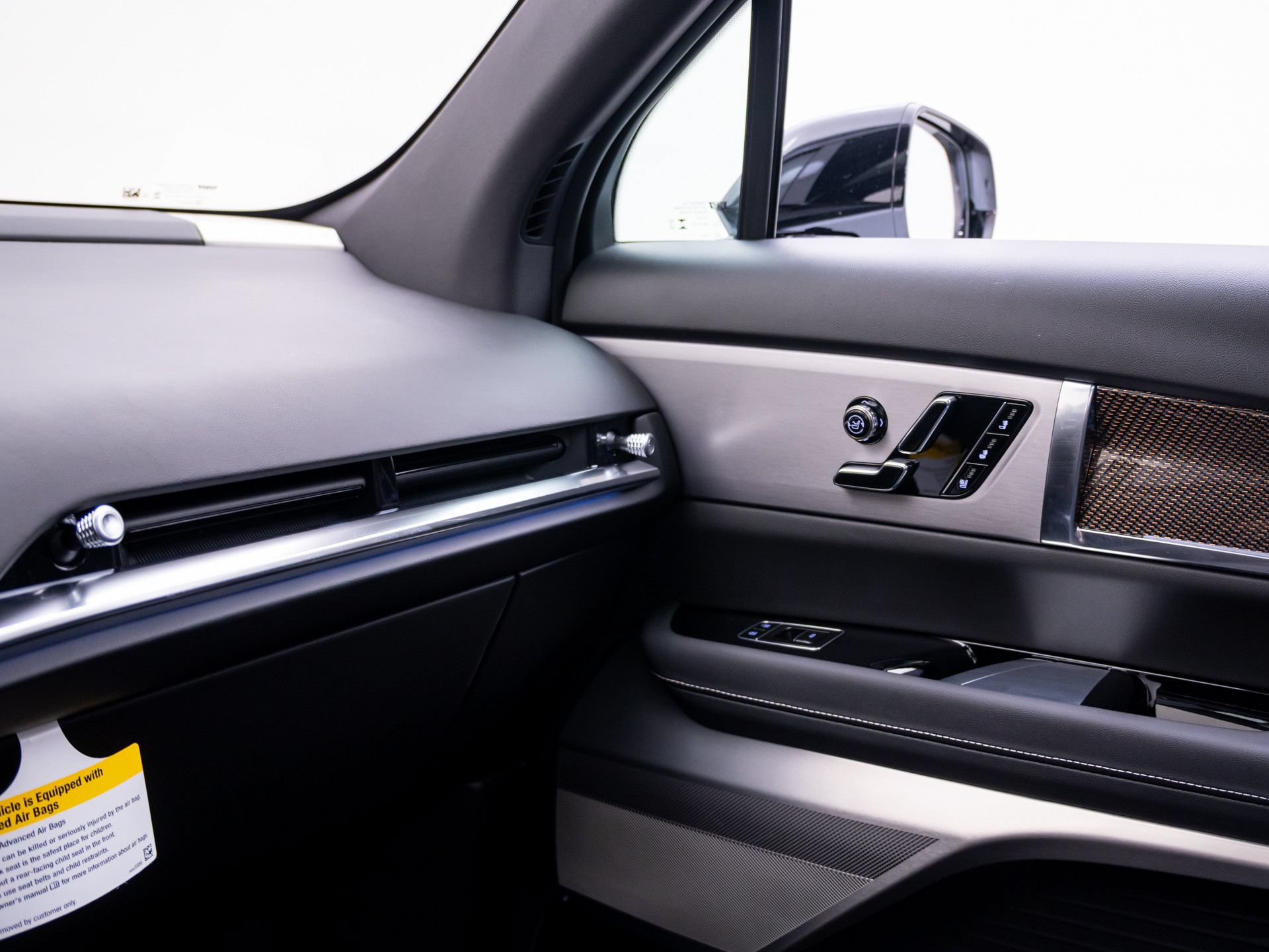 New 2027 Cadillac Vistiq Sport AWD/4WD image 30