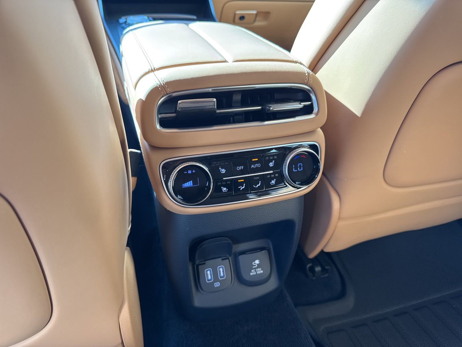 Used 2024 Genesis GV80 3.5T AWD/4WD image 19