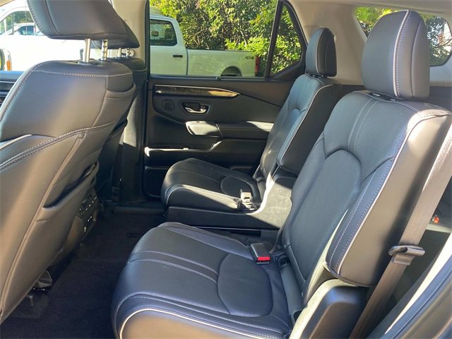 Used 2025 Honda Pilot Elite image 9