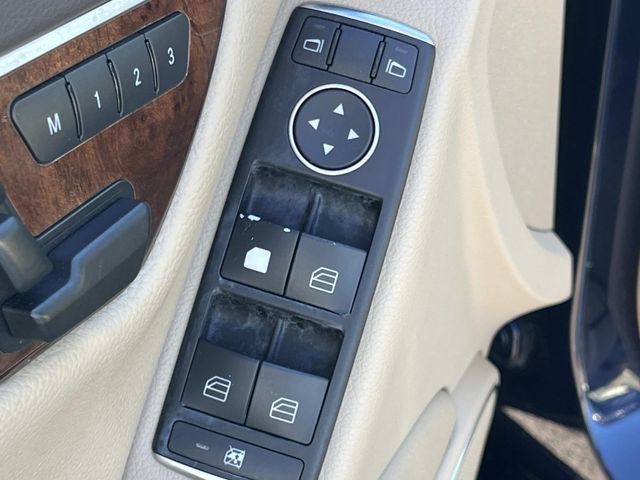 Used 2012 Mercedes-Benz C 300 4MATIC Sedan image 30