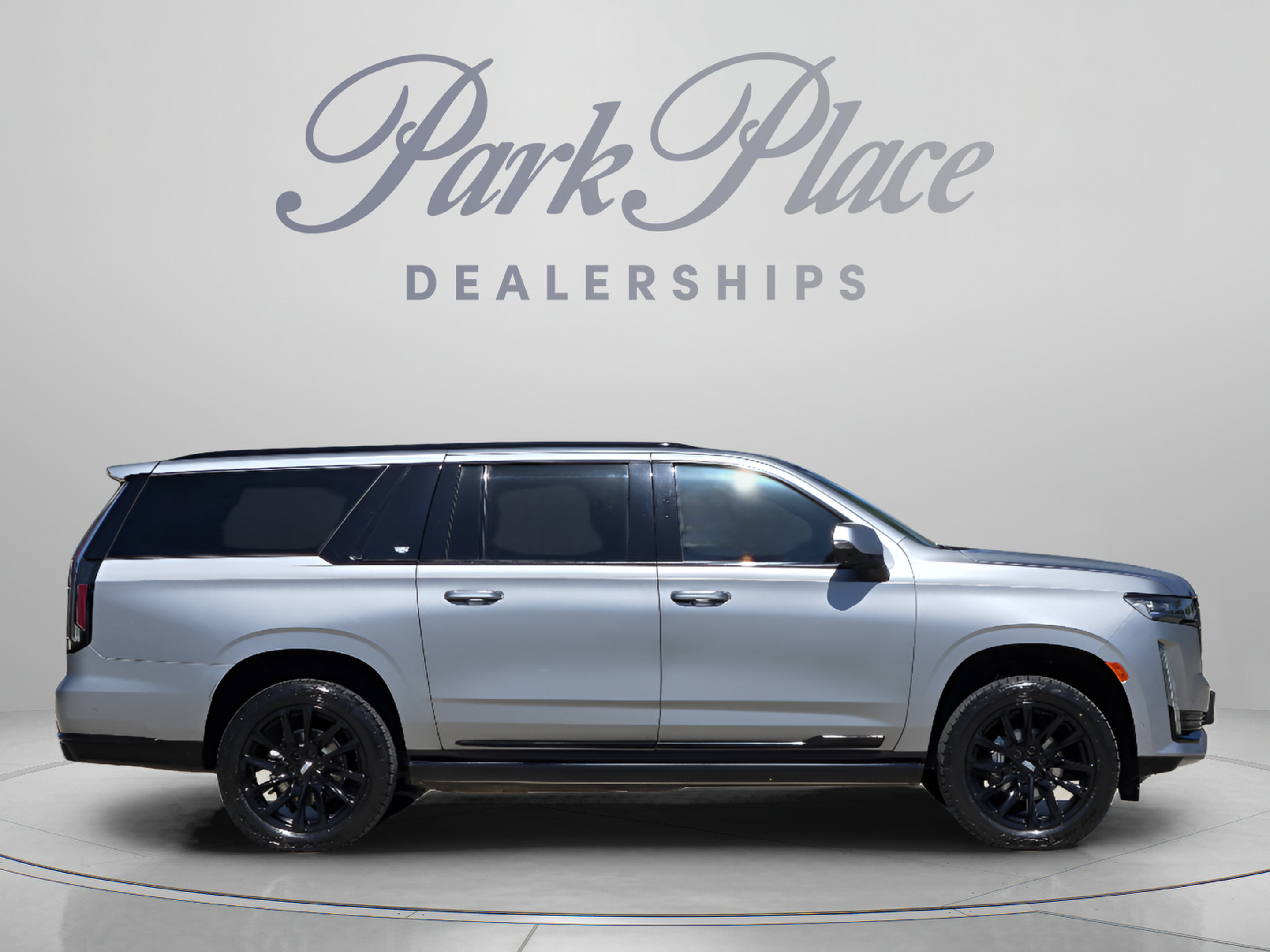 Used 2023 Cadillac Escalade ESV Sport Platinum w/ LPO, ONYX Package AWD/4WD image 6