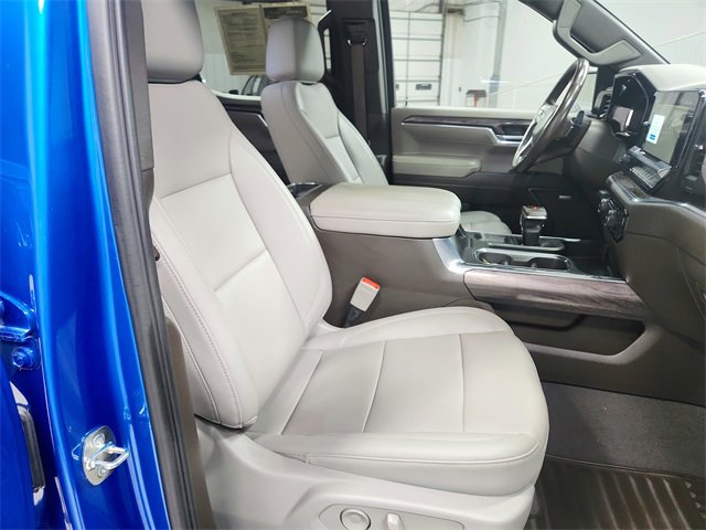 Used 2023 Chevrolet Silverado 1500 LTZ w/ LTZ Convenience Package II image 37