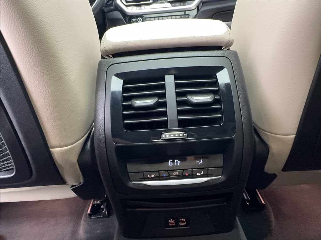 Used 2022 BMW X4 xDrive30i w/ M Sport Package 2 AWD/4WD image 40