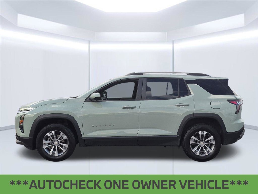 Used 2025 Chevrolet Equinox LT w/ Convenience Package II AWD/4WD image 2
