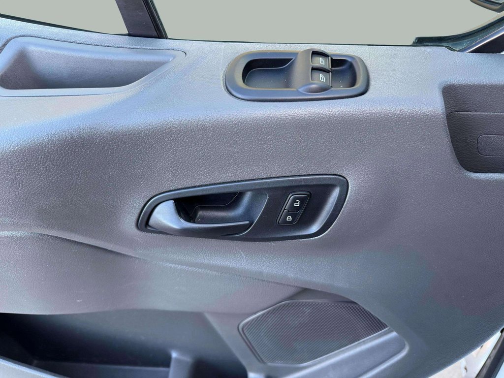 Used 2020 Ford Transit 250 Low Roof AWD image 9