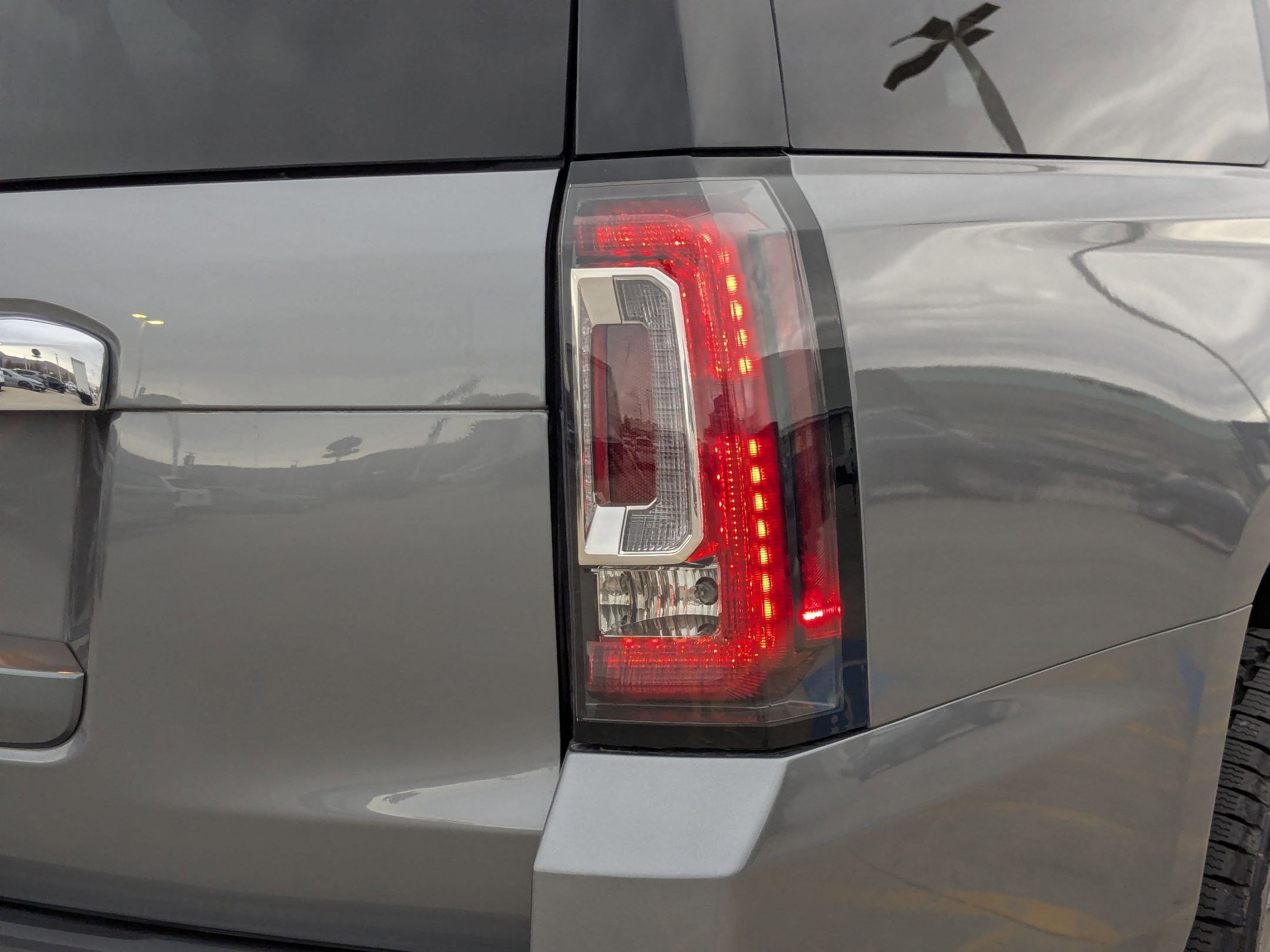 Used 2020 GMC Yukon XL Denali w/ Open Road Package image 13