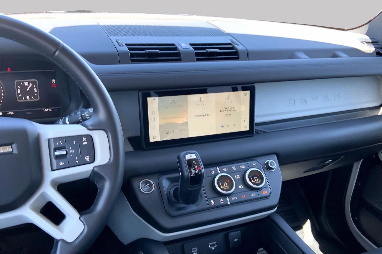 Used 2024 Land Rover Defender 110 S AWD/4WD image 6