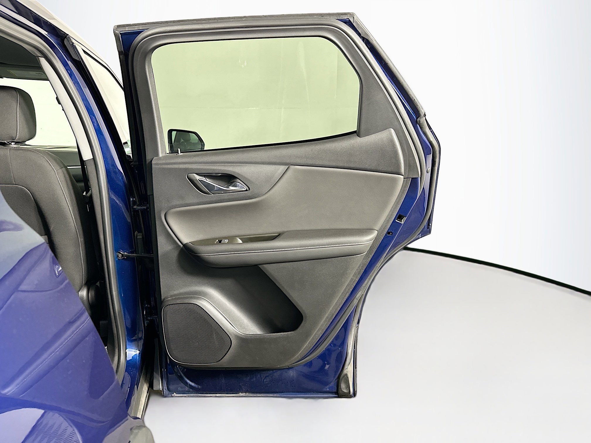 Used 2023 Chevrolet Blazer LT image 28