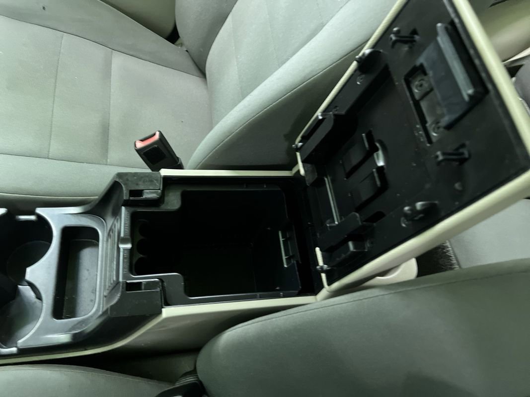 Used 2012 Ford Escape XLS FWD image 23