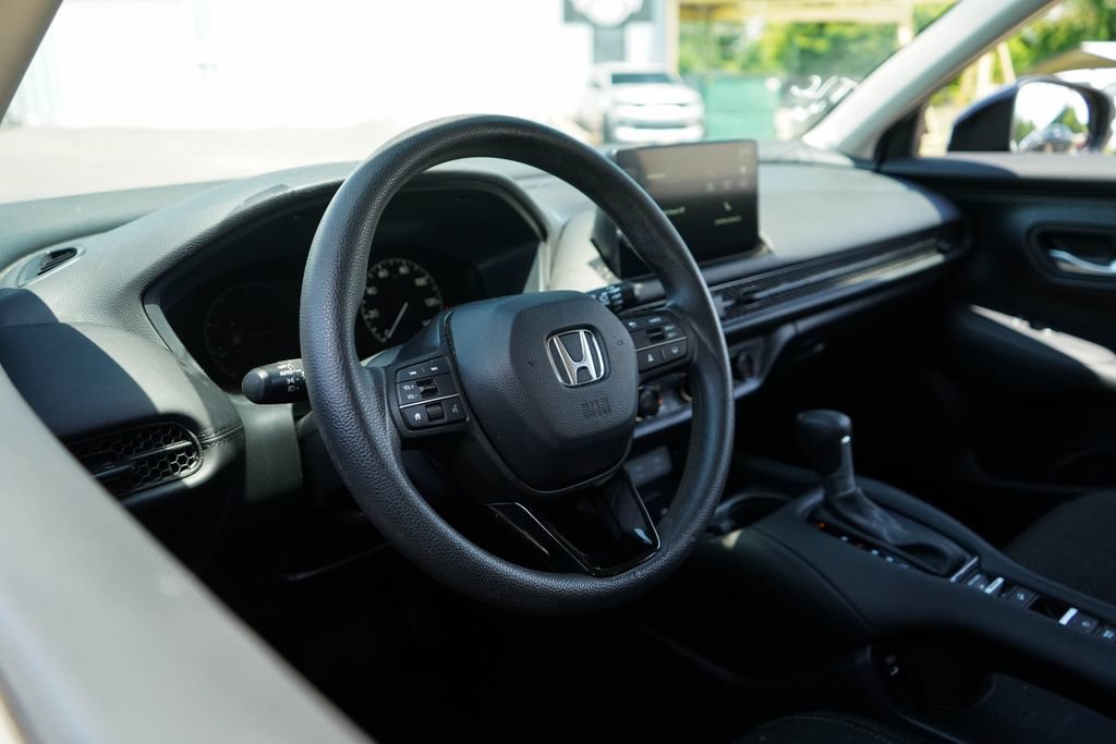 Used 2026 Honda HR-V LX image 6