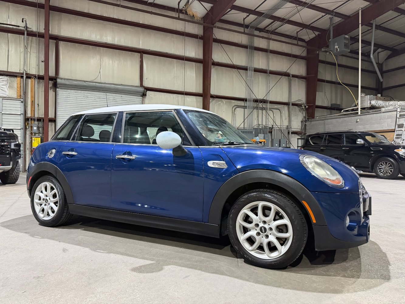 Used 2015 MINI Cooper S FWD image 2