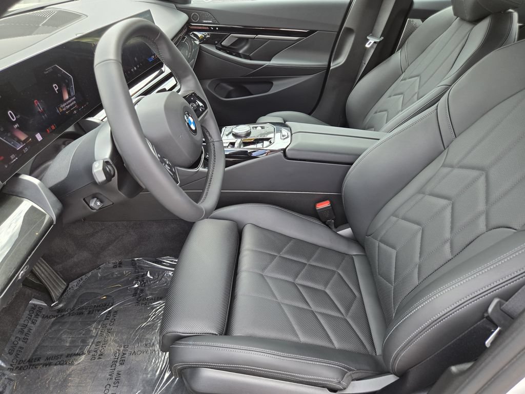 Certified 2026 BMW 530i xDrive w/ Premium Package AWD/4WD image 16