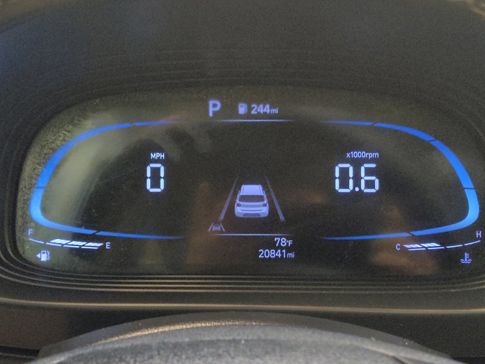 Used 2023 Hyundai Venue SEL FWD image 23