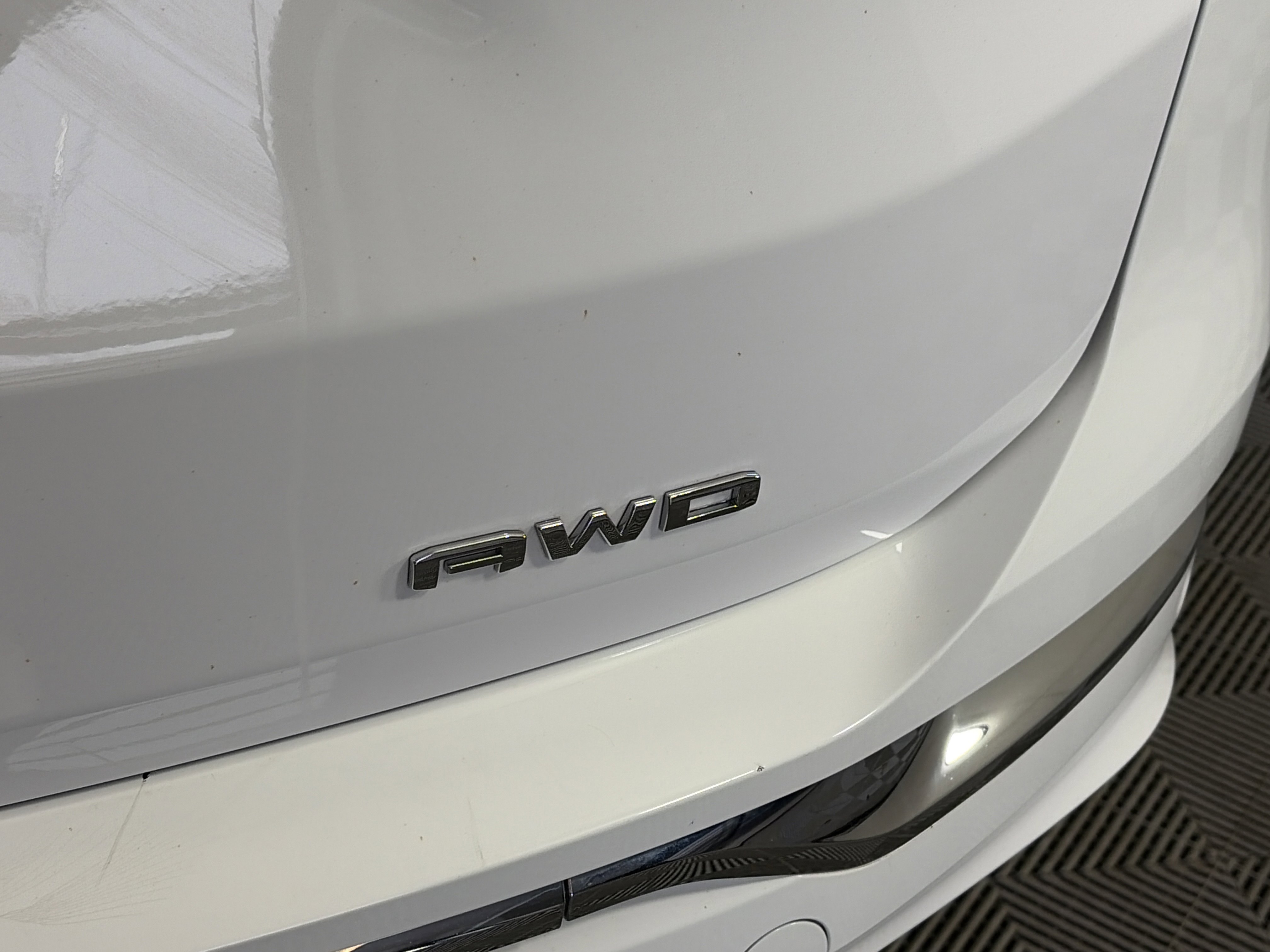 Used 2022 GMC Terrain Denali image 17