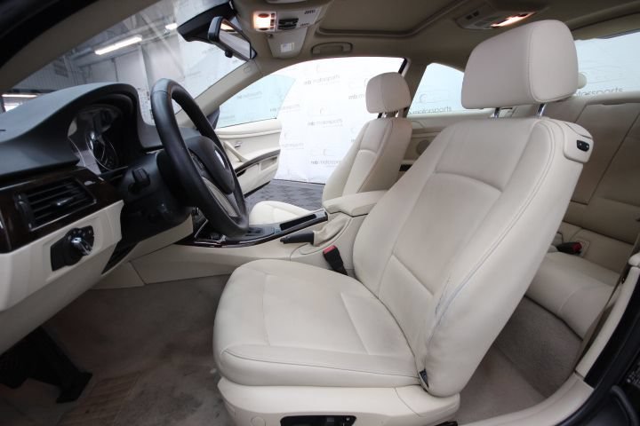 Used 2010 BMW 328i xDrive Coupe AWD/4WD image 11