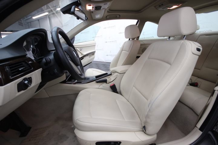 Used 2010 BMW 328i xDrive Coupe image 11