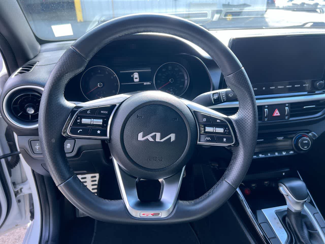 Used 2024 Kia Forte GT-Line w/ GT-Line Premium Package FWD image 14