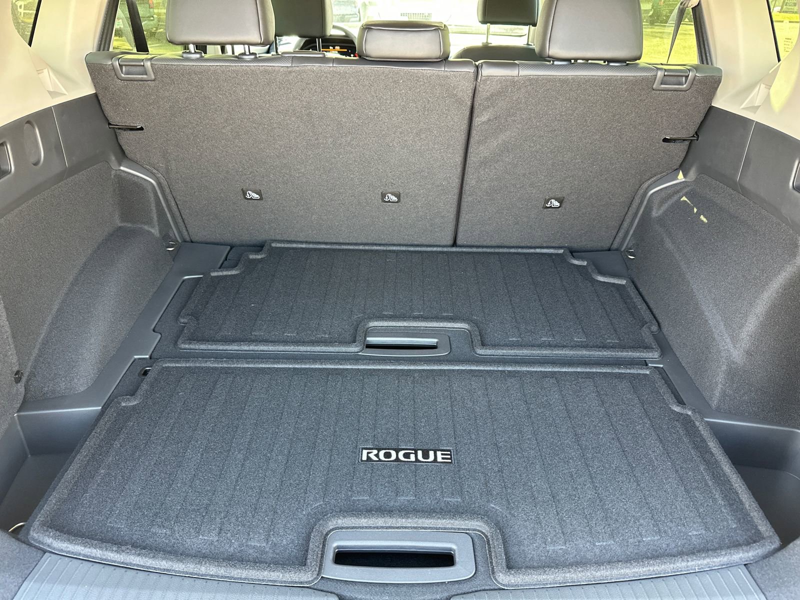 New 2026 Nissan Rogue Platinum w/ Platinum Premium Package image 16