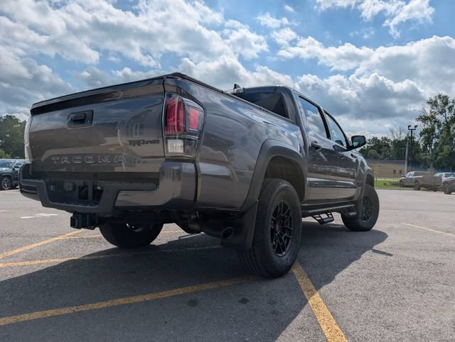 Used 2020 Toyota Tacoma TRD Pro AWD/4WD image 5