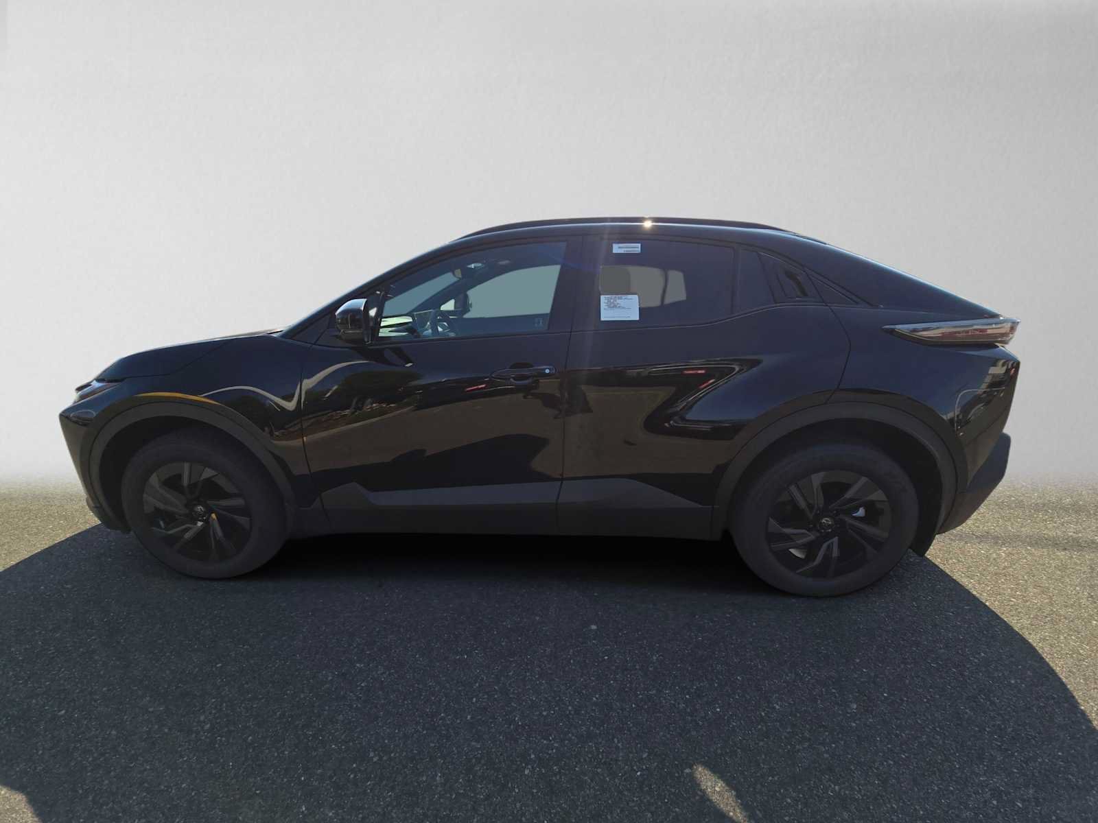 New 2026 Toyota C-HR AWD/4WD image 6