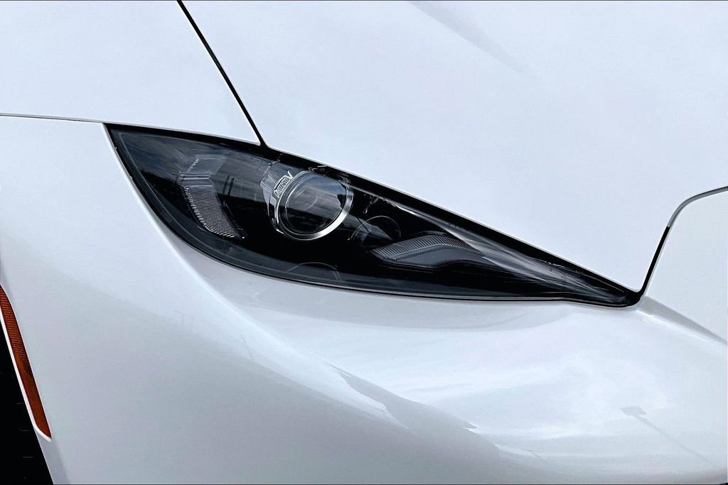 New 2026 MAZDA MX-5 Miata RF Grand Touring RWD image 13