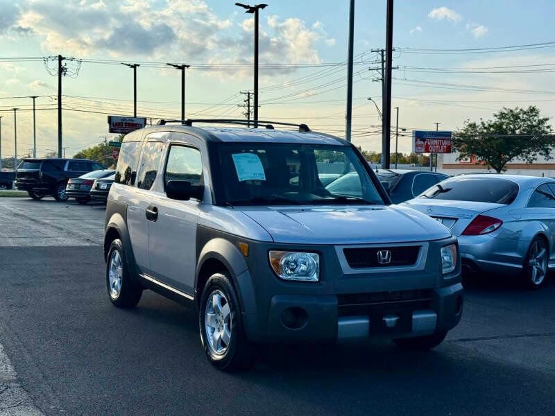 Used 2004 Honda Element EX image 2